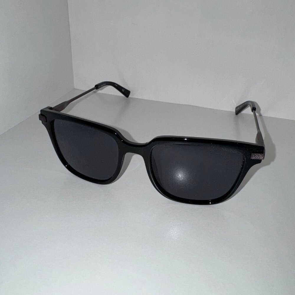 Nautica Men’s Polarized Sunglasses N3635SP-001 in Black